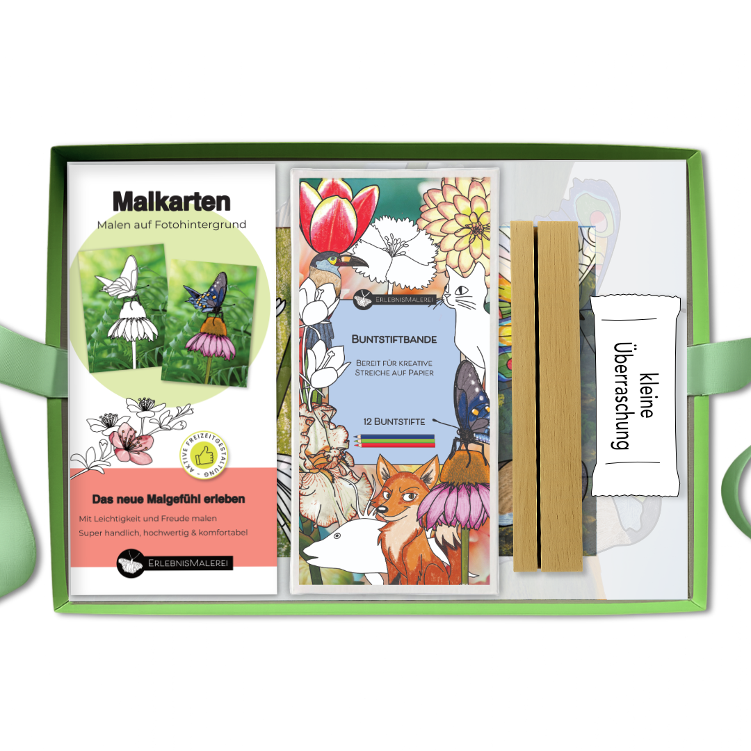Offenes Geschenkset "Farbfunken" mit Malkartenset, 12 Buntstiften, Kartenhalter und kleiner Überraschung, liebevoll arrangiert. Kreativste zum Ausmalen und Verschenken.