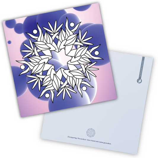 Quadratische Mandala-Grußkarte 21×21 cm in Lila- und Blautönen mit filigranem Ausmalmotiv, Rückseite für persönliche Botschaften