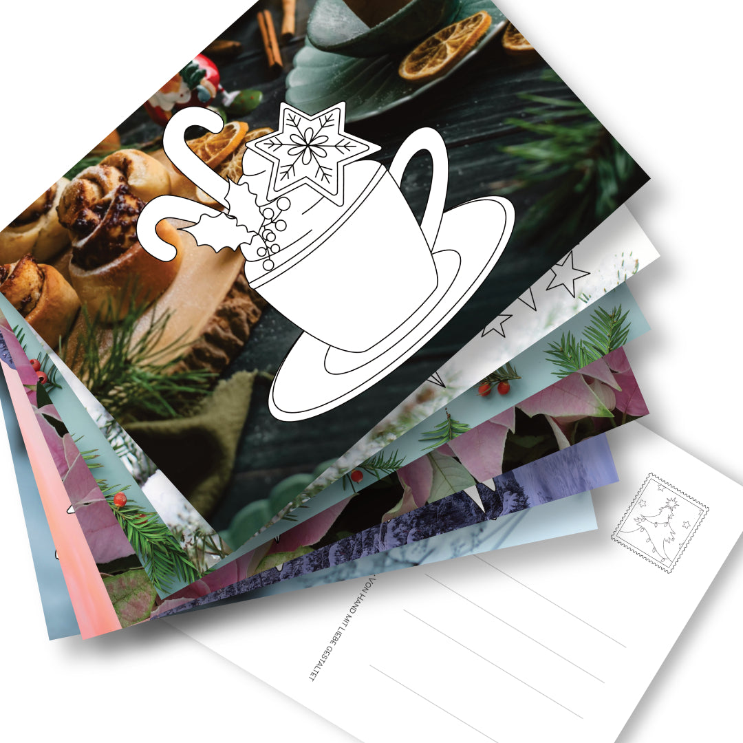 Weihnachtliches Postkarten-Set in DIN A5 Format von 6 Postkarten im Stapel mit weihnachtlichen Ausmalmotiven auf Fotohintergrund. Rückseite mit Adressfeld und weihnachtlicher Briefmarke. Die wunderschöne Malbuch Alternative mit Sinn.